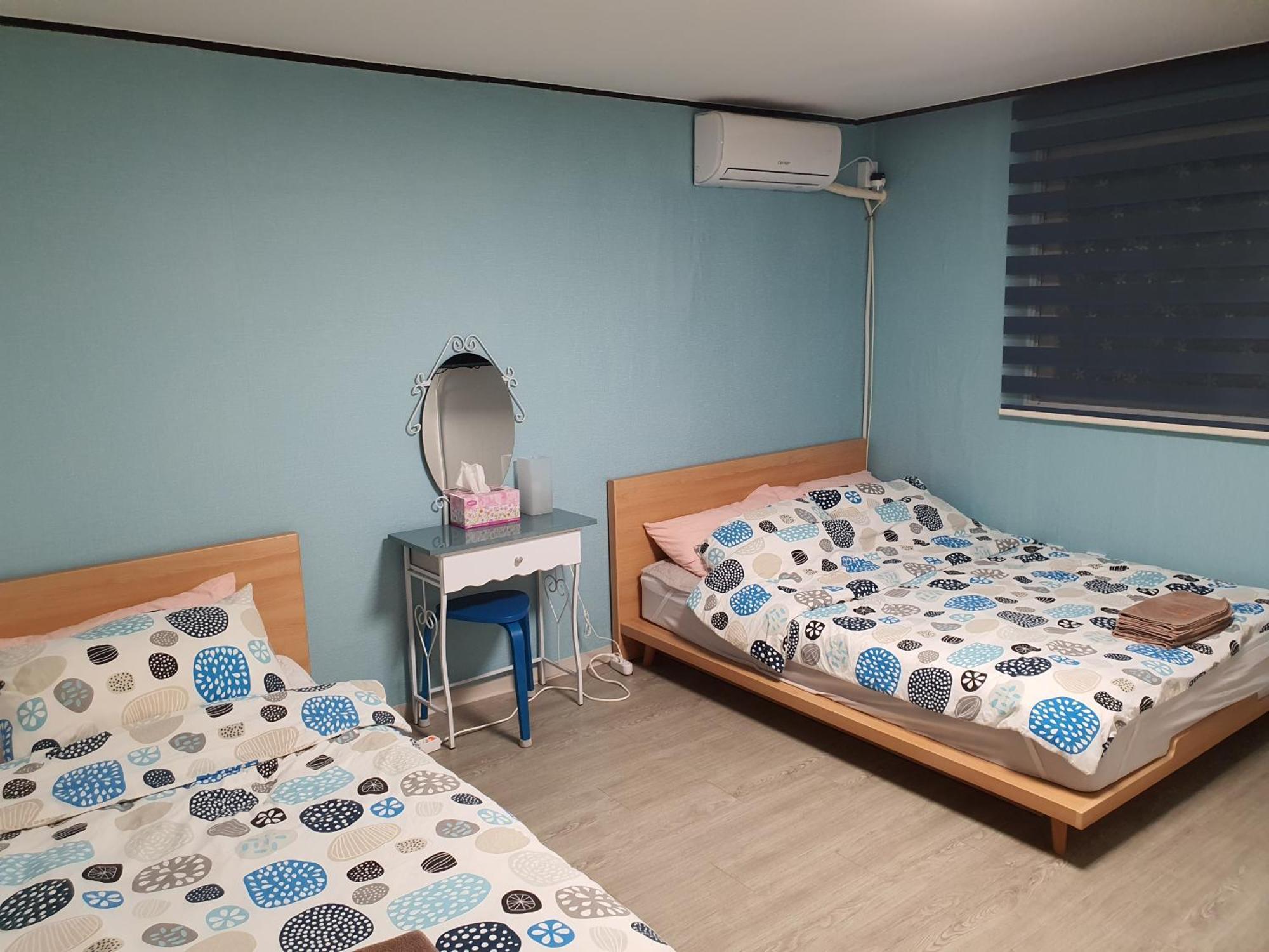 Bunk Backpackers Guesthouse Seul Esterno foto